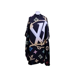 Professional Hair Cutting Waterproof Cape Gown Barbers Salon Hairdressers - Picture 1 of 6