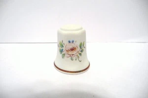THIMBLE LINDNER HANDARBEIT PORZELLAN GERMANY RED ROSES BEAUTY!!! - Picture 1 of 5