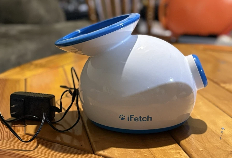 iFetch Automatic Dog Ball Launcher - Image 1 of 1