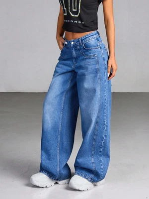 Weite Bein Jeans mit niedriger Taille und Taschendetails bei Billig24