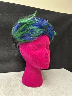 Sombrero vintage de mujer azul emplumado Foto 1 de 4