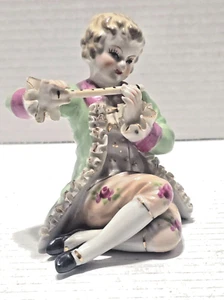 DEUTSCHE PORZELLAN FIGUR JUNGE SPIELT EINE FLÖTE HANDBEMALT TOLLES DETAIL WALES 4,5 T - Bild 1 von 11