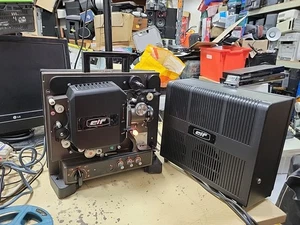 Eiki elf NT-1 Vintage projector - Not Fully Tested  - Picture 1 of 20