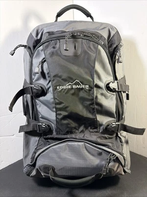 Maleta de viaje Eddie Bauer 22" gris negra con ruedas Foto 1 de 4