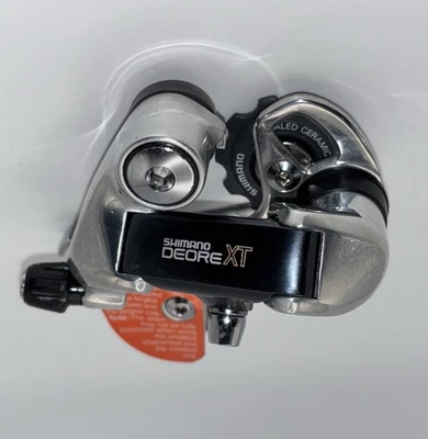 NOS Shimano Deore XT RD M735 Rear Derailleur Short Cage - Image 1 of 4