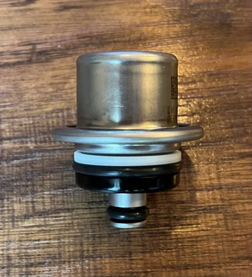 Bosch Style 6 Bar 6bar (88psi) Fuel Pressure Regulator FPR For Fuel Pump - Image 1 of 4