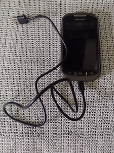 Handy Samsung Galaxy x cover 2 GT-S7710 ecke oben rechts gebrochen siehe Foto - Bild 1 von 2