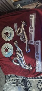 2009-2012 Dodge V8 Headers With Gaskets And Hardware - Picture 1 of 1