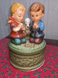 Vtg Music Box Berman & Anderson Praying Boy & Girl Porcelain Figurine. Japan - Picture 1 of 2