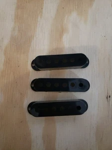 3 Single Coil Tonabnehmer Abdeckungen - Schwarz - Bild 1 von 2