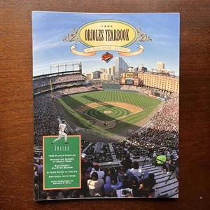 Vintage Baltimore Orioles 1993 Yearbook Baseball MLB - Picture 1 of 2