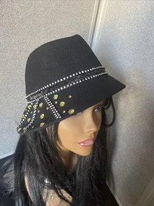 DONNA VINCI COUTURE SOMBRERO DE LANA NEGRO CON PEDRERÍA - Imagen 1 de 15