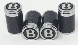 Blanc B Logo Sur Un Noir Fond Carbone Fibre Pneu Valve Capuchons -comme Bentley - Photo 1 sur 2