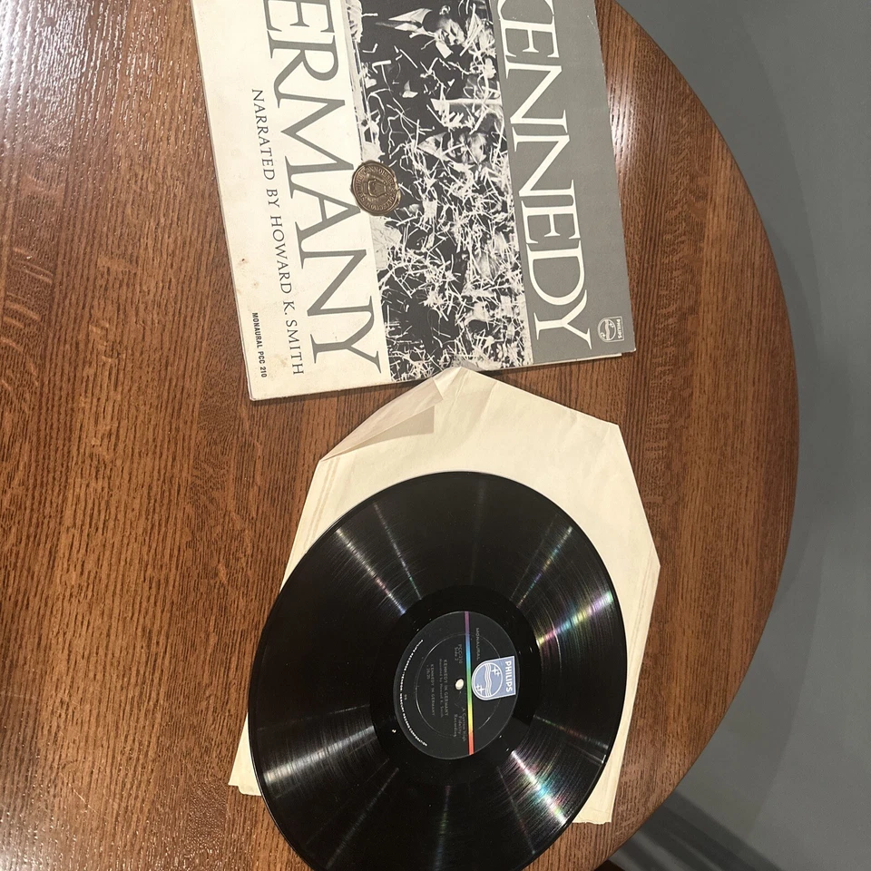 John F. Kennedy Kennedy in Germany Philips PC 210 Mono 12 pg. booklet Mint Vinyl - Image 1 of 4