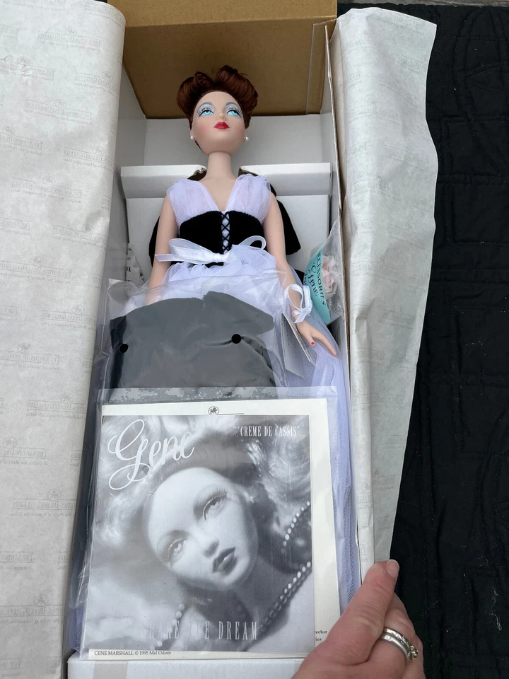 Ashton Drake Gene Covent Garden Doll No. 94664 NRFB