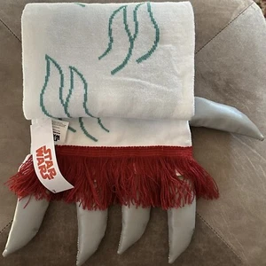Star Wars WAMPA ARM Knit Scarf Culturefly GALAXY Exclusive EMPIRE STRIKES BACK - Picture 1 of 3