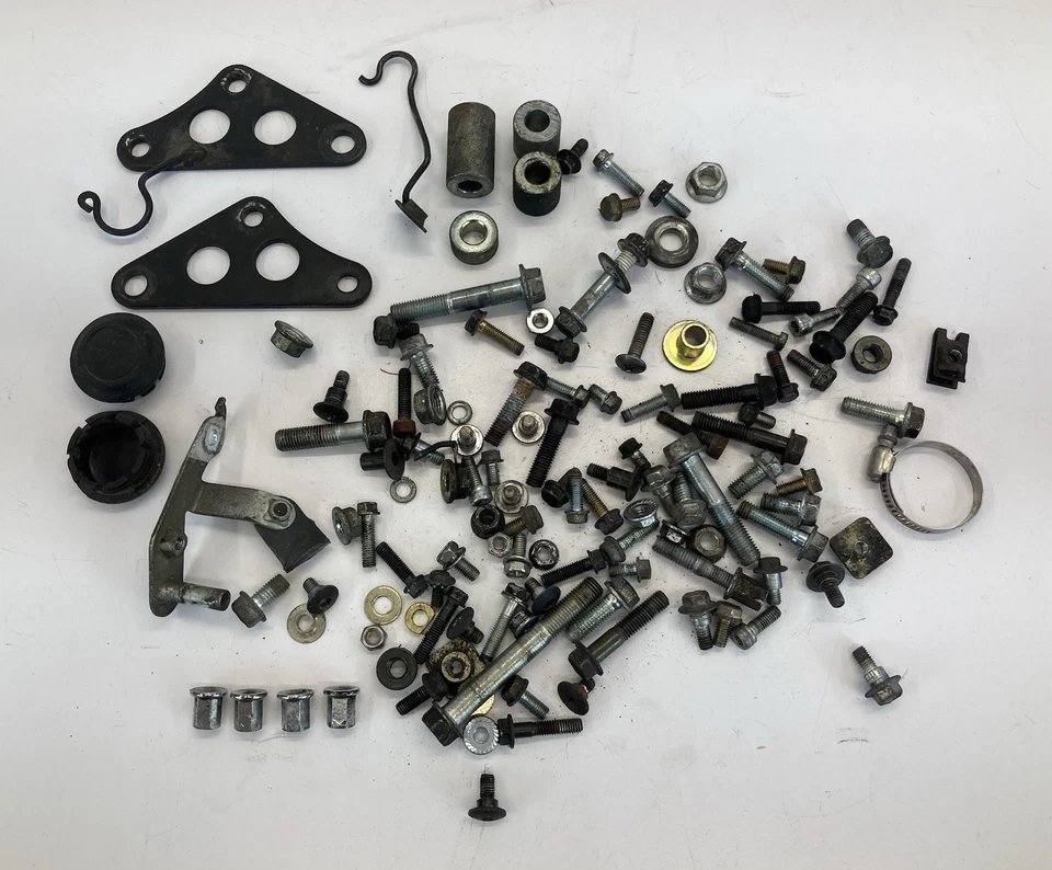 Honda CBR600 CBR600f3 1998 (1995-1998) soportes pernos tuercas varios OEM Foto 1 de 1