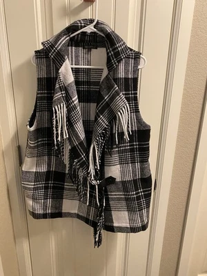 For Cynthia L Vest Plaid Black White Large Fringe Button Closure Lg - Image 1 of 4