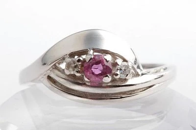 Ring With Ruby 3,2mm And 2 Diamonds Altschliff Octagonal 585 White Gold - Изображение 1 из 4
