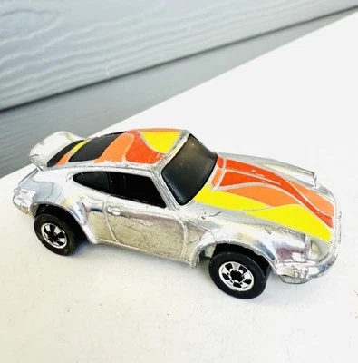 Hot Wheels Blackwall 1977 Super Chromes P-911 Porsche Yellow / Orange / Red - Image 1 of 4