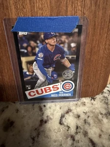 2020 Topps 35th Anniversary Nico Hoerner 85 Topps Gold /50 - Bild 1 von 2