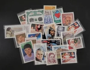 LOT OF 21 1991-1992 SINGLE STAMPS ALL MNH - Picture 1 of 1