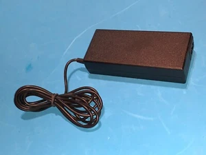 Alimentador LITEON PE-1550-1SA1 12V 4.58A 55W max - Imagen 1 de 2