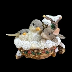 Charming Tails Nestled In For The Holidays Christmas Fitz and Floyd Figurine - Picture 1 of 9