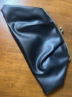 Bolso sin asas de cuero sintético plisado formal negro años 60 de colección para mujer BISS bloqueo Foto 1 de 4