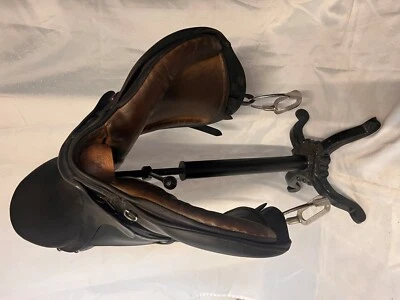 horse saddle bar stool with used saddle cast iron stand with stirrup footrest - Image 1 of 4