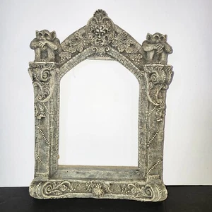 Verzierter Wasserspeier Bilderrahmen UDC-Steinmauer hängend & stehend - 10x7 - 7x4,5 - Bild 1 von 9