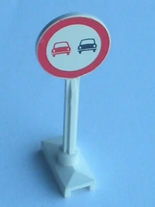 LEGO Road Sign Round No Overtaking Pattern Ref 14pb05 Set 1060 6306 6315  - Picture 1 of 1