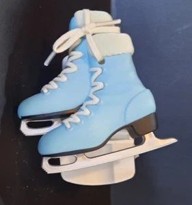 YANKEE CANDLE ICE SKATES SCENTPLUG DIFFUSER WITH LIGHT NWT - Picture 1 of 4