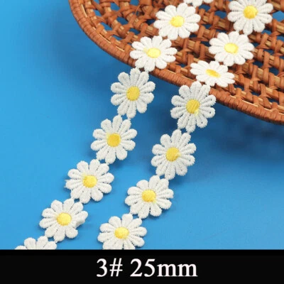 13/15/25mm Guipure Embroidered Daisy Flower Lace Trim Sewing and Embellishment - Image 1 of 4