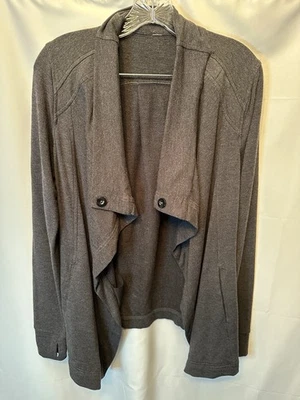 Lululemon Coast Wrap Mujer’s 8 Gris Relajado Agujeros para Pulgar Frente Abierto Ropa Activa Foto 1 de 4