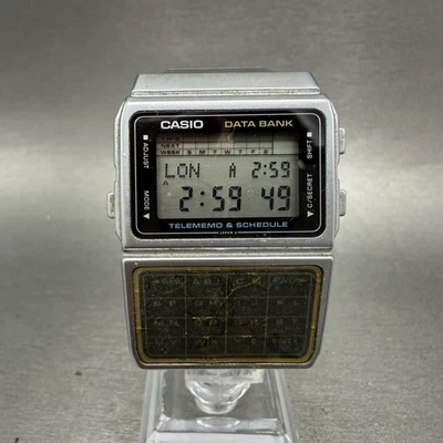 Orologio Casio Calcolatrice Uomo 33mm Digitale Tono Argento Sveglia Crono DBC-610 NewBatt - Immagine 1 di 4