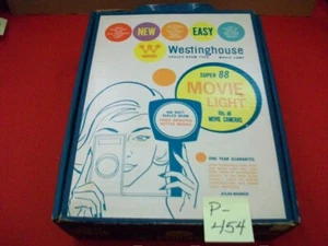 VINTAGE COLLECTIBLE WESTINGHOUSE 650 WATT SEALED BEAM SUPER 88 MOVIE LIGHT WORKS - Picture 1 of 6