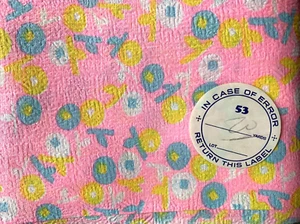 Vintage 1960s MOD Fabric Stylized Flowers on Bright PINK Textured Light ~ 3 yds - Picture 1 of 10