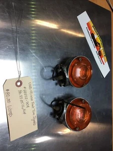 Harley Davidson oem Front Turn Signals #68552-70A - Picture 1 of 1