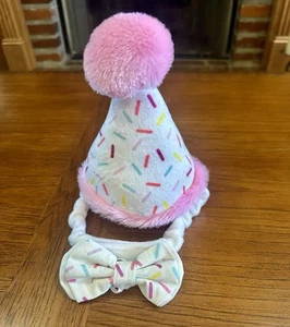 Plush Happy Birthday Party Hat And Fabric Bow Tie For Your Furry Friend! - Picture 1 of 7