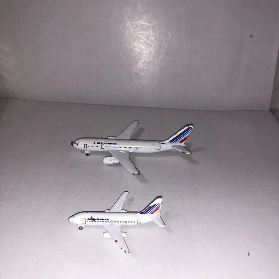 Schabak 905 & 空中客车 335-795 W 德国压铸客运 法国 2 件装 — 第 1/4 张图片