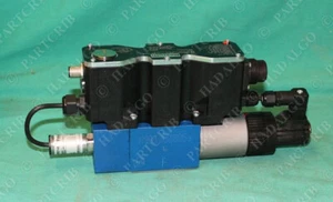 Rexroth, STW 0195-22/1V3-24CF6, R901052465, Bosch Proportional Valve NEW - Picture 1 of 8