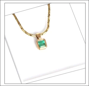 Così bello: ciondolo verde velluto smeraldo brillante in oro giallo - di Greenfire - Foto 1 di 7