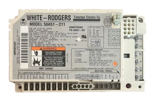 50A51-211  White-Rodgers Furnace Control Board 44957-001 - Picture 1 of 2