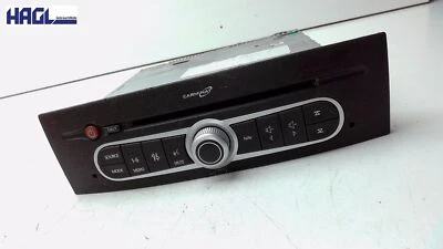 Radio 8200514871 Renault Laguna 2.0 16V G Limousine - Immagine 1 di 4