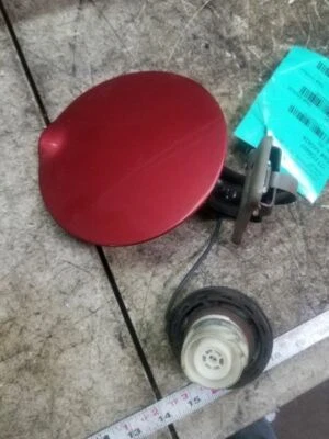 2002 - 2010 Ford Explorer Gas Fuel Door Cover Lid BURGUNDY G2 - Imagem 1 de 4