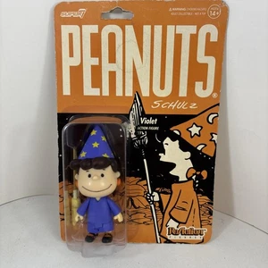 Violet Peanuts 3.75" SUPER 7 ReAction NEW Witch Halloween Peanuts Great Pumpkin - Picture 1 of 4