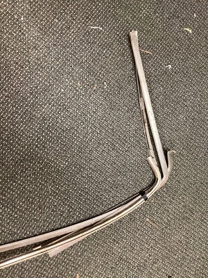 Audi 5000 1980-1983 Parabrisas delantero cromo moldura aluminio  Foto 1 de 3