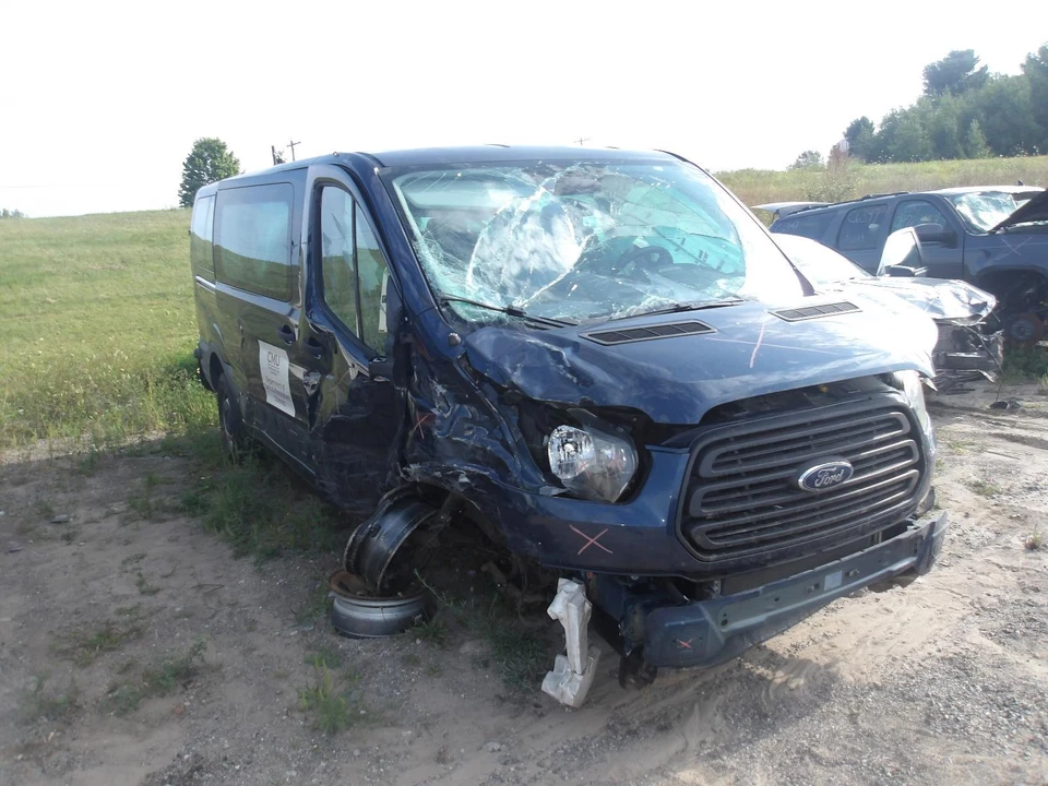 Used Rear Right Door Glass Rear fits: 2015 Ford Transit 350 low roof 83`` overal Foto 1 de 4