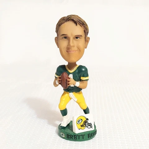 Brett Favre Bobblehead Figurine Green Bay Packers SGA Favre Bobble Small Cover